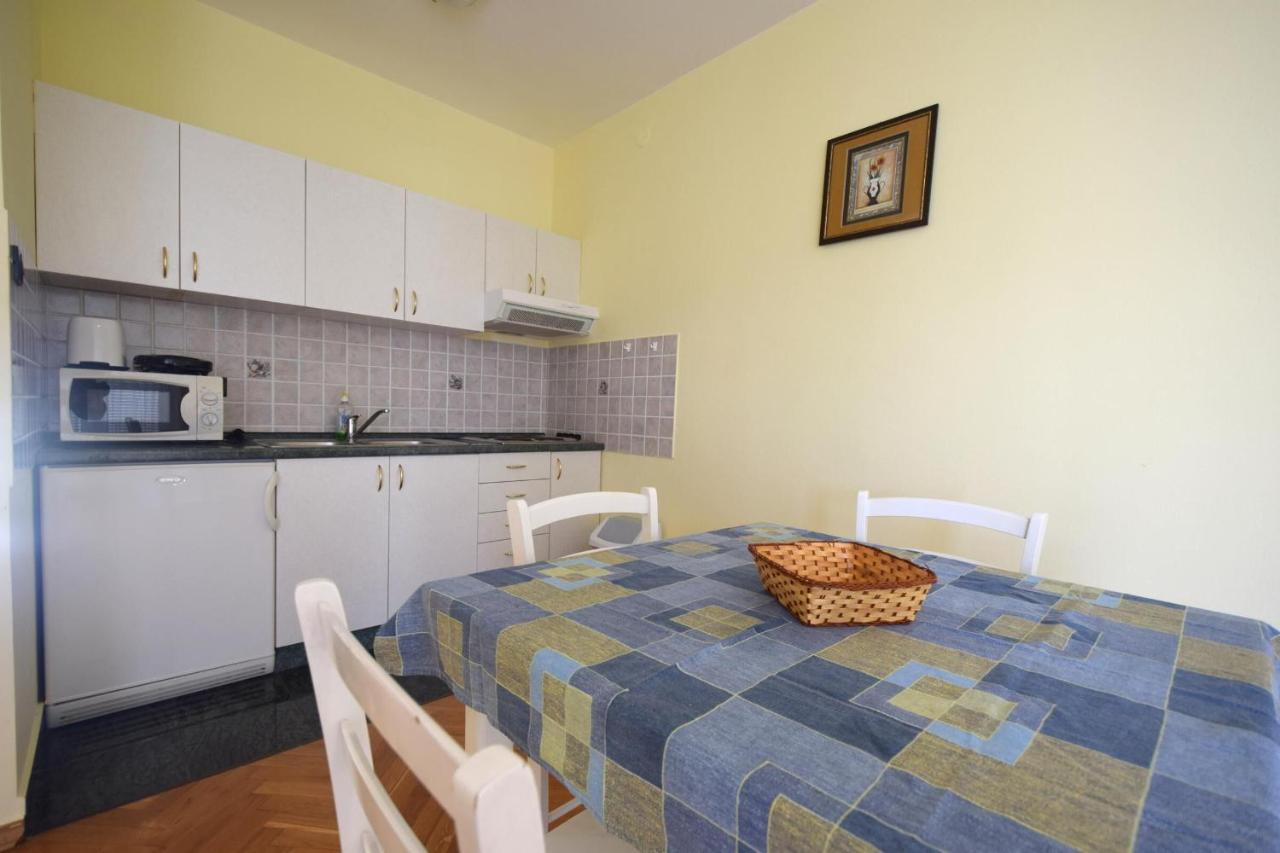 Apartment Luka Malinska